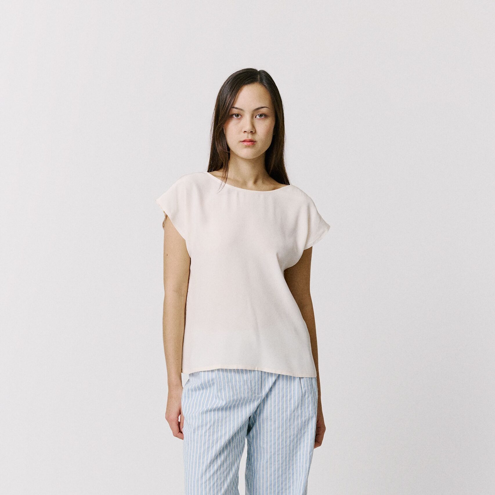 MAYA · bright