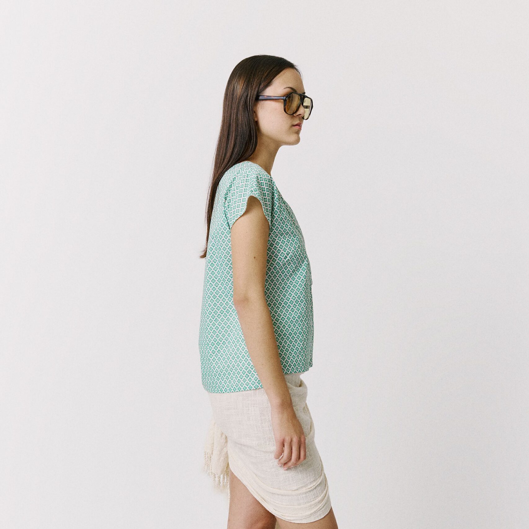 LARE · clover — autre vue