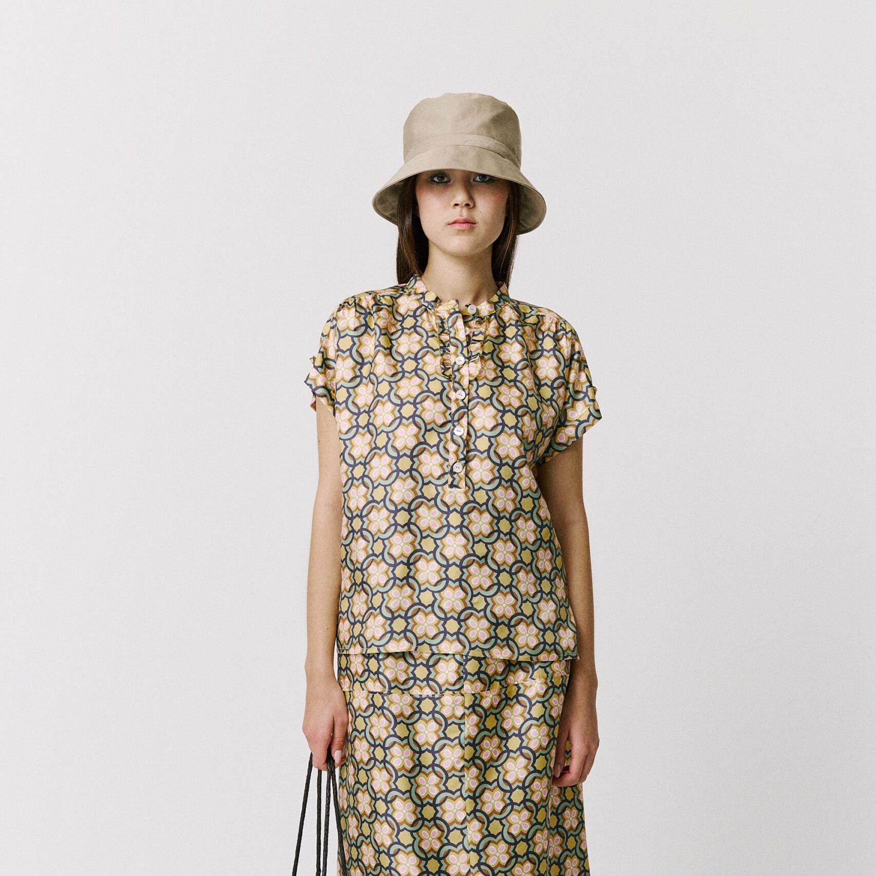 SISSI · daisy jaune