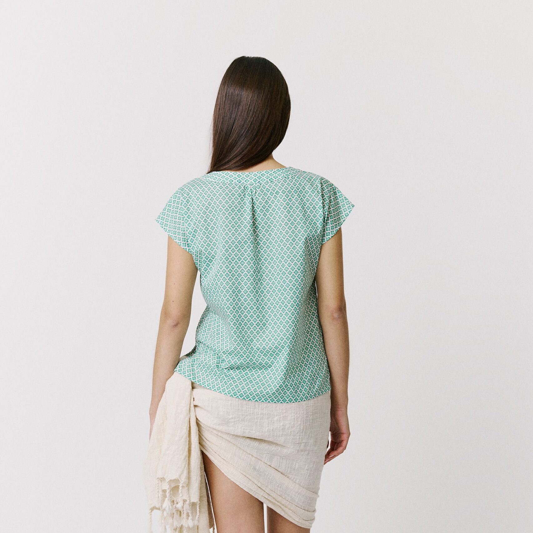 LARE · clover — vue 3
