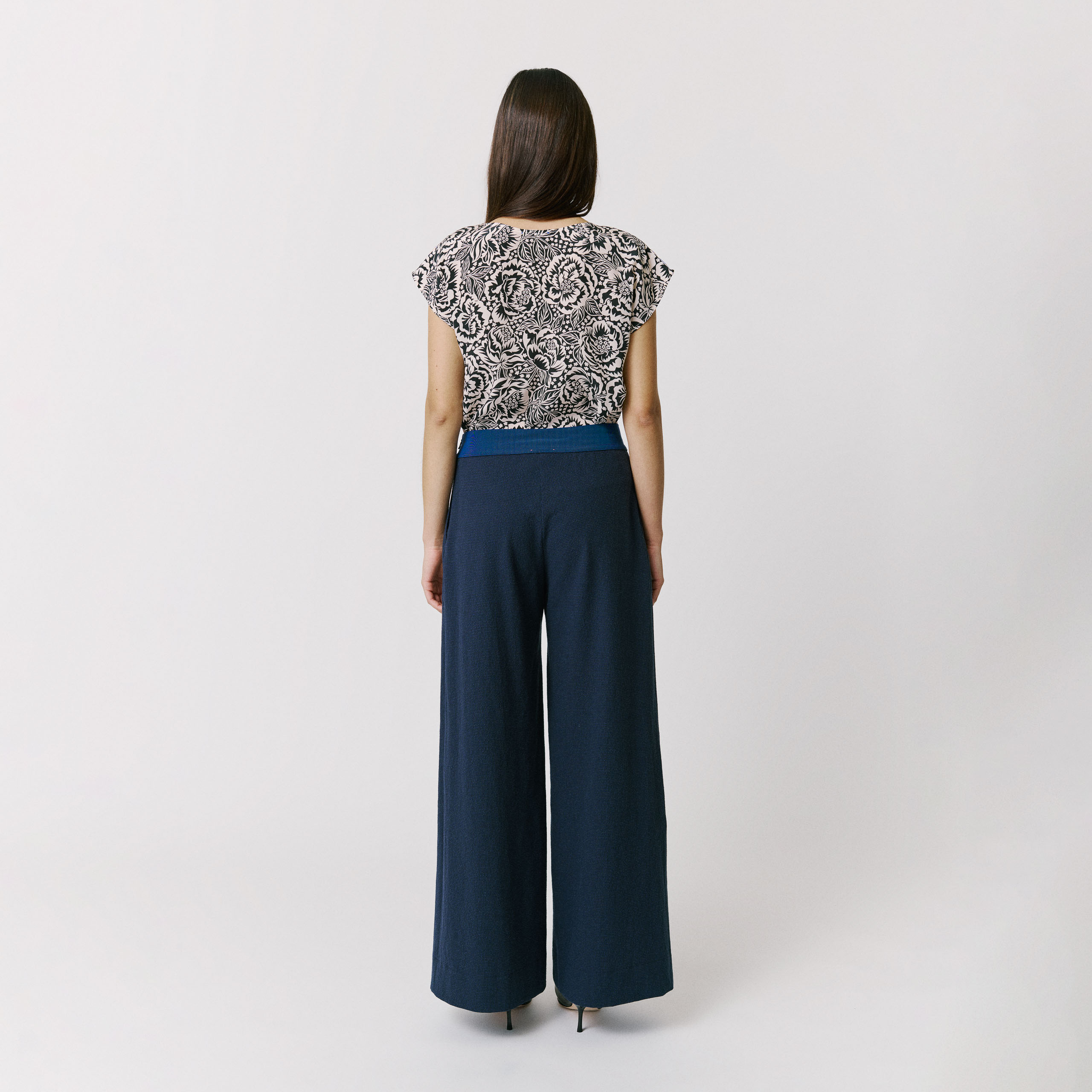 MARY · marine — vue 3